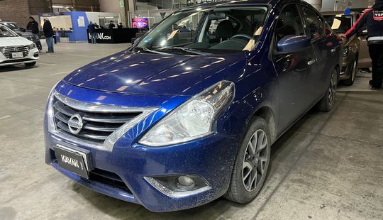 Nissan • Versa