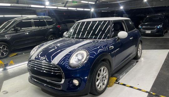 Mini • Cooper