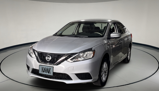 Nissan • Sentra
