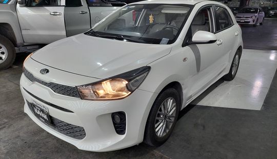 Kia • Rio