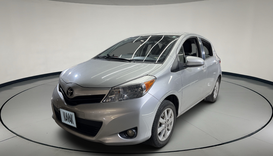 Toyota • Yaris