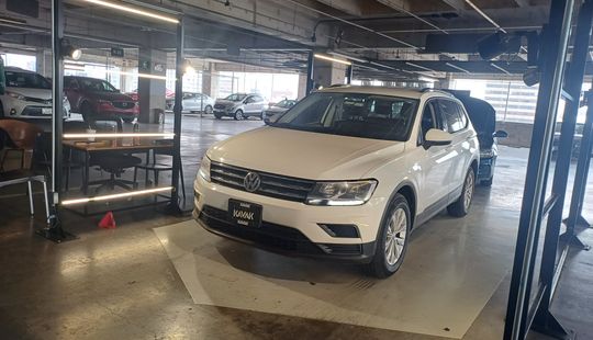 Volkswagen • Tiguan