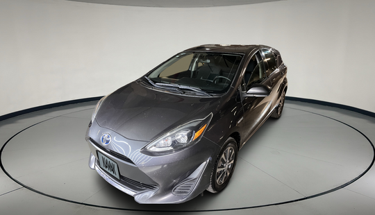 Toyota • Prius C