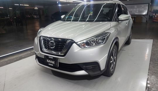 Nissan • Kicks