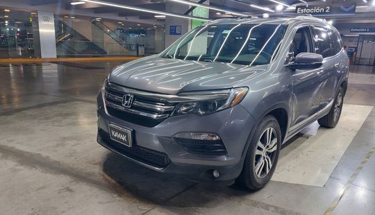2016 • 108,000 km • Automático
