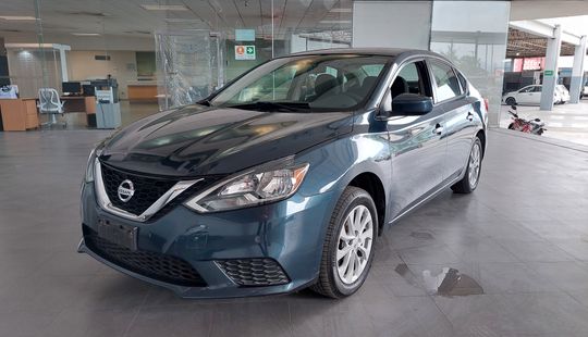 Nissan • Sentra