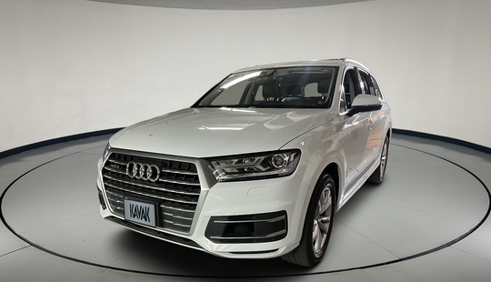 Audi • Q7