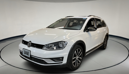 Volkswagen • Golf SportWagen