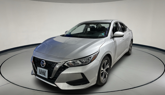 Nissan • Sentra