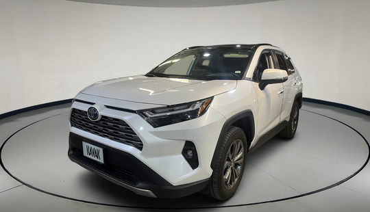 Toyota • RAV4