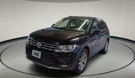 Volkswagen • Tiguan