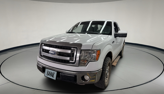 Ford • Lobo