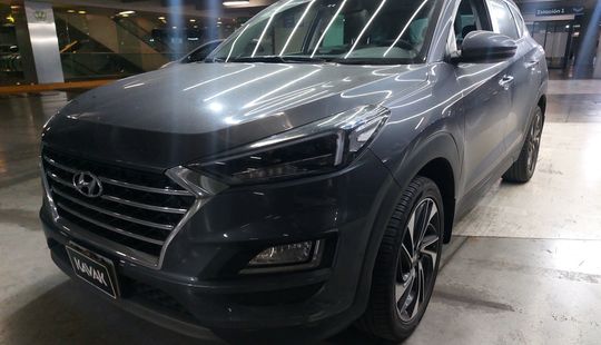 Hyundai • Tucson