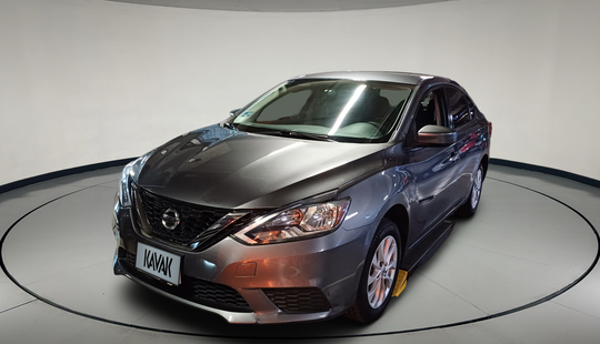 Nissan • Sentra