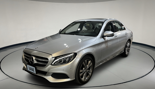 Mercedes Benz • Clase C