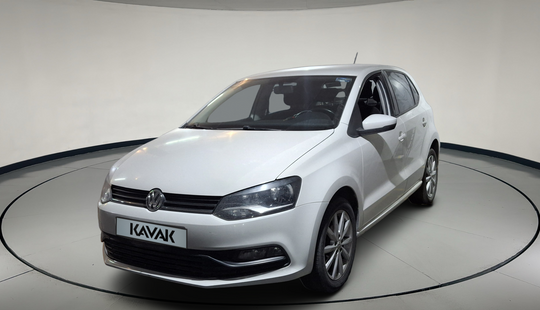 Volkswagen • Polo