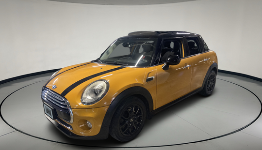 Mini • Cooper