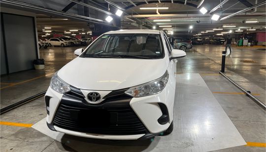 Toyota • Yaris
