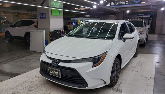Toyota • Corolla