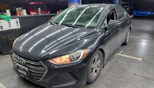 Hyundai • Elantra