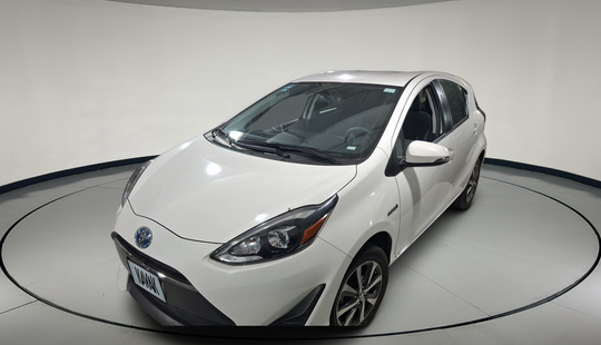 Toyota • Prius C