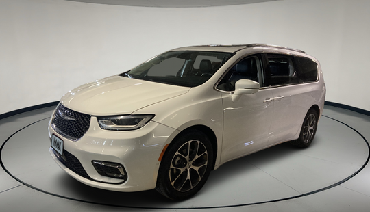 Chrysler • Pacifica