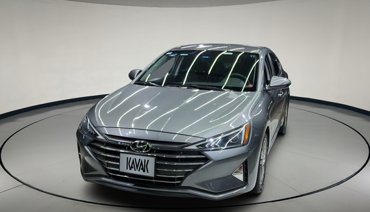 Hyundai • Elantra