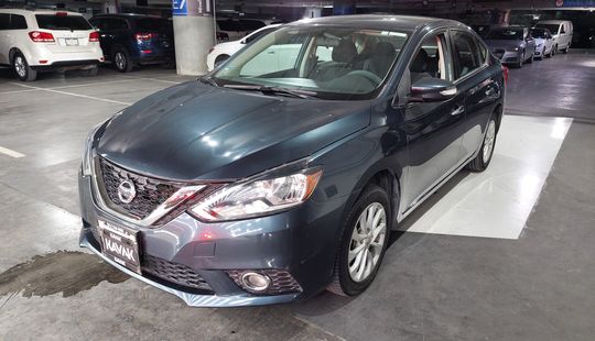 Nissan • Sentra