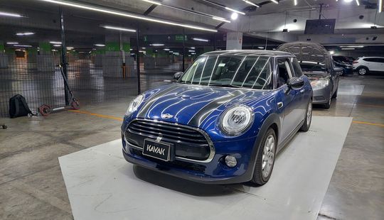 Mini • Cooper