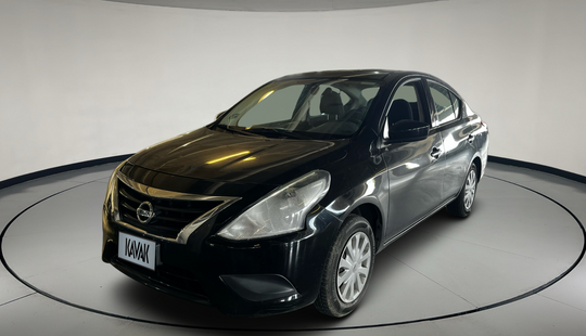 Nissan • Versa