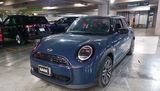Mini • Cooper