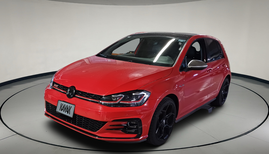 Volkswagen • Golf