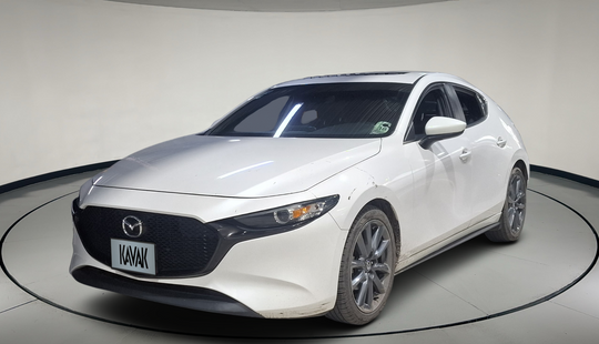 Mazda • Mazda 3