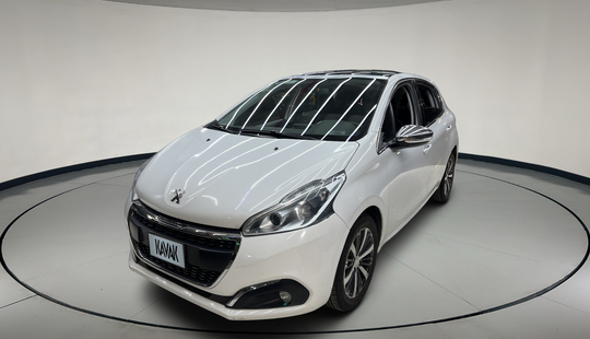 Peugeot • 208