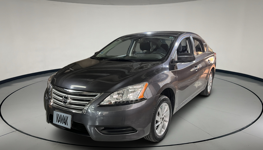 Nissan • Sentra