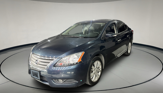 Nissan • Sentra
