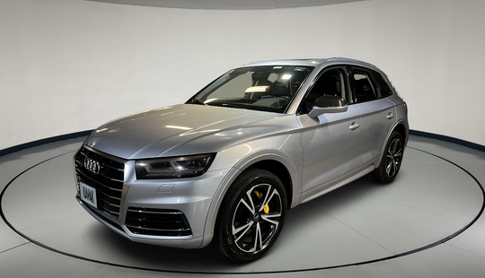 Audi • Q5
