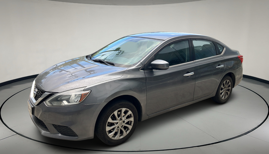 Nissan • Sentra