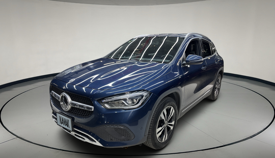 Mercedes Benz • Clase GLA