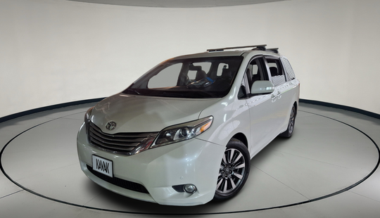 Toyota • Sienna