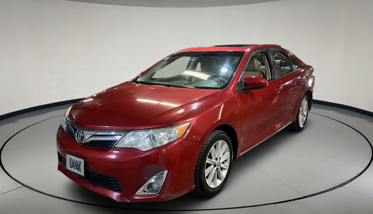 Toyota • Camry