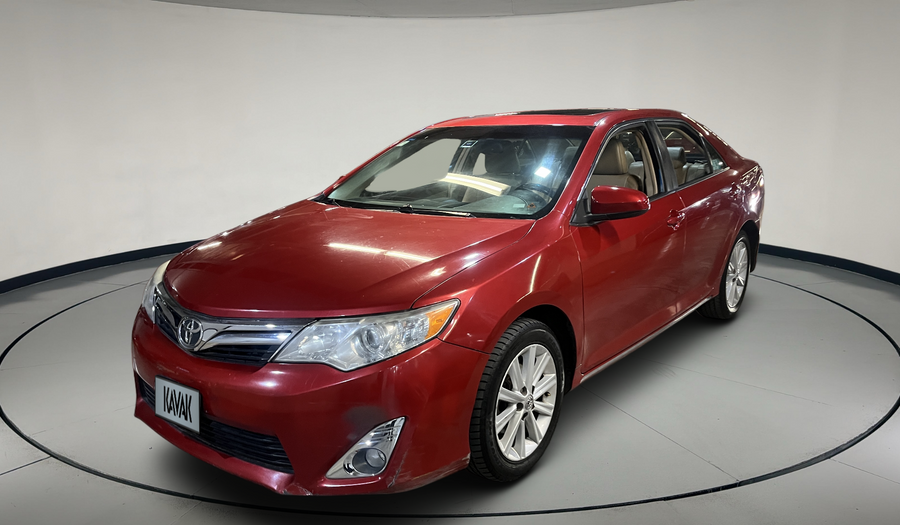 Toyota Camry 2.5 XLE L4 6AT Sedan 2012