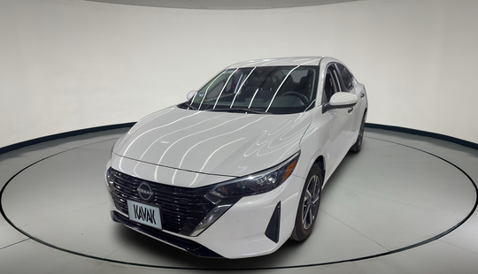 Nissan • Sentra