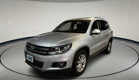 Volkswagen • Tiguan