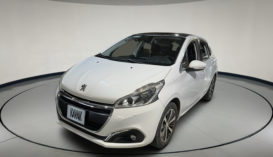 Peugeot • 208