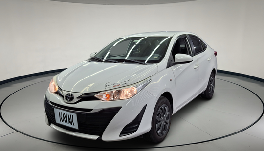 Toyota • Yaris