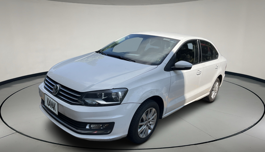 Volkswagen • Vento