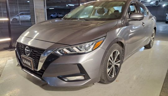 Nissan • Sentra