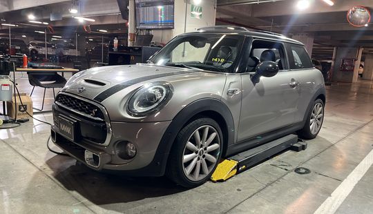2019 • 60,000 km • Automático