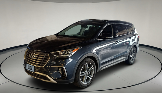 Hyundai • Santa Fe